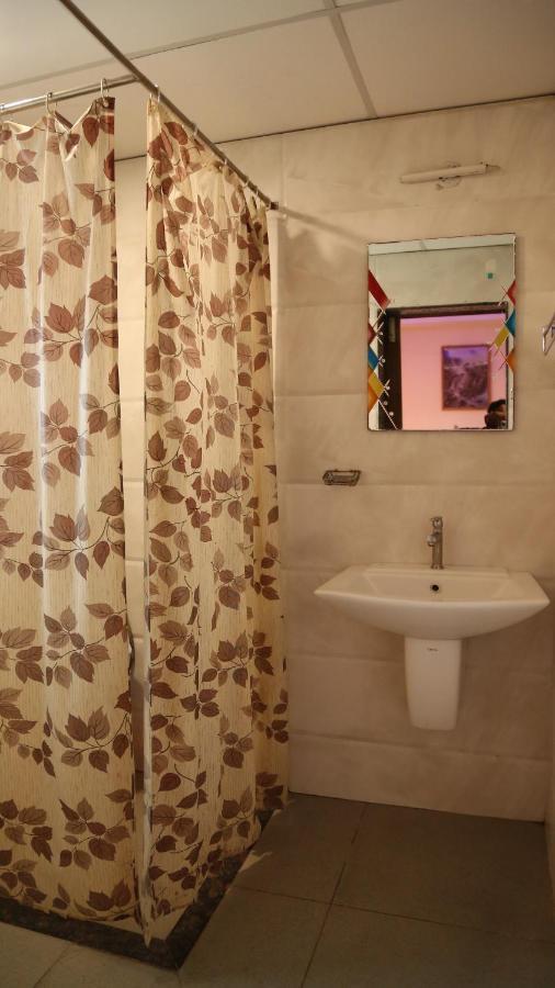 Hotel Kumaran Millenium Residency Vellore Zewnętrze zdjęcie